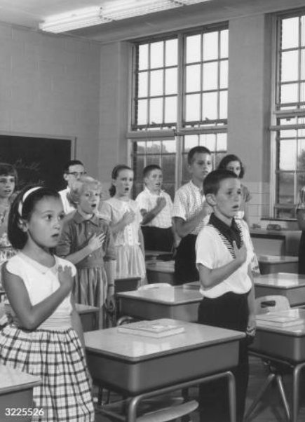 Schoolchildren in 1942  reciting the Pledge of Allegiance