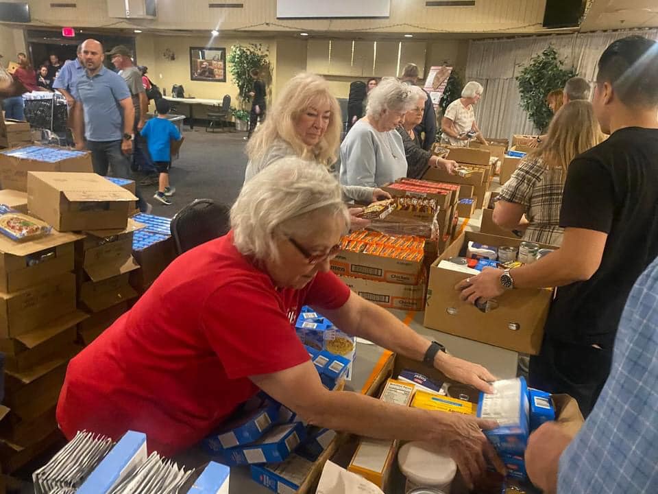 Thanksgiving Basket Donations Photo 7